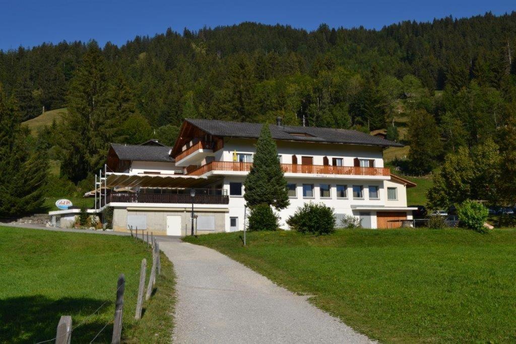Bad-Schwarzsee Hotel Bad Schwarzsee מראה חיצוני תמונה